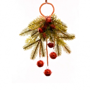 Букет новогодний  подвесной из ели с красными колокольчиками 32 см