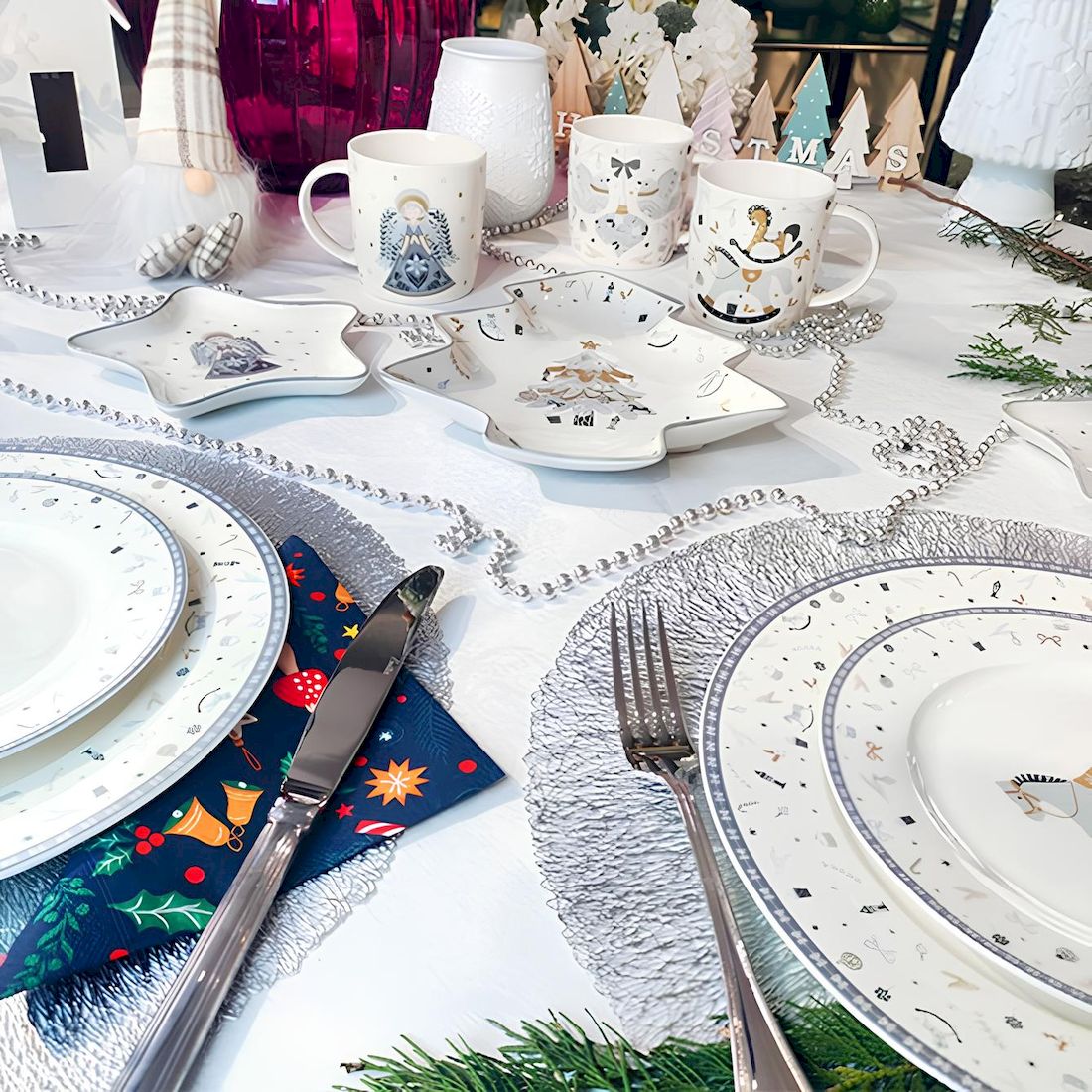 Veselă pentru masa de Anul Nou de la marca moldovenească Casa Masa.